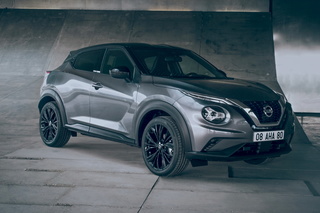 Sondermodell Nissan Juke Enigma - Dunkler Typ mit Damenstimme