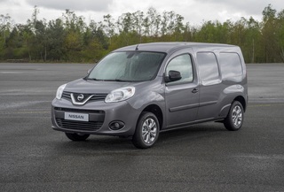 Nissan NV250 - Japanischer Mercedes-Bruder