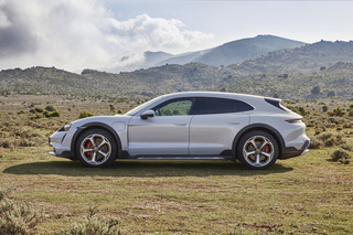 Porsche Taycan Cross Turismo - Elektro-Kombi fürs Grobe