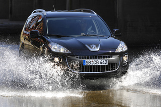 Peugeot 4007: Sauberes SUV