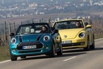 Mini Cooper Cabrio gegen VW Beetle Cabrio: Wer ist der Beste unter ...