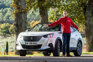 Peugeot e-2008: Wie der E-Crossover fast zum Verbrennerpreis fährt