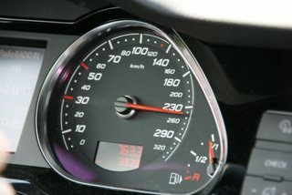 Mehrheit für Tempolimit - Nicht nur auf der Autobahn