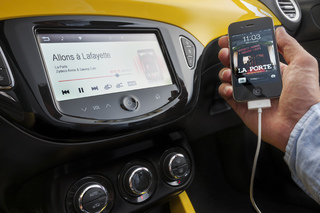 5x Podcasts rund ums Auto - Benzingespräche für unterwegs