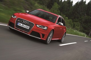 Audi RS4 Avant - Schnelltransporter für eilige Familienväter (Kurzf...